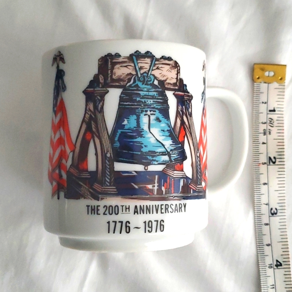 : Bicentennial liberty bell 200th Anniversary 1776-1976 coffee tea cup mug
